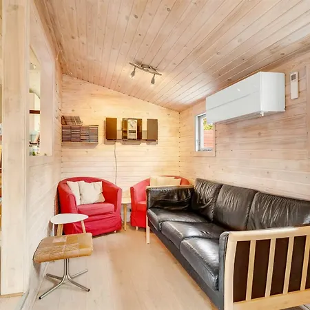 Сasa de vacaciones Agir - 600m From The Sea By Interhome *